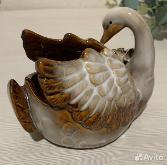 Вазочка Лебедь