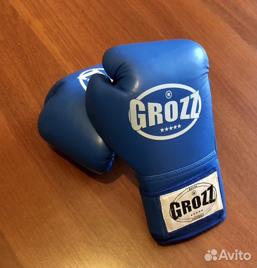 Боксерские перчатки grozz