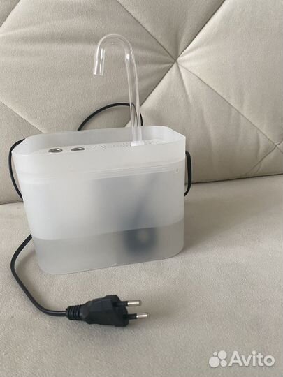 Фонтан поилка для кошек