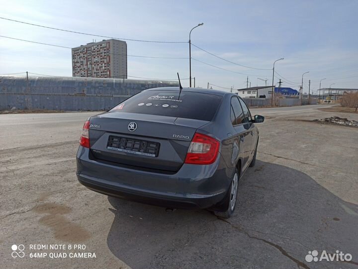 Болт крепления запасного колеса Skoda Rapid 1J0803899AC Отличное состояние