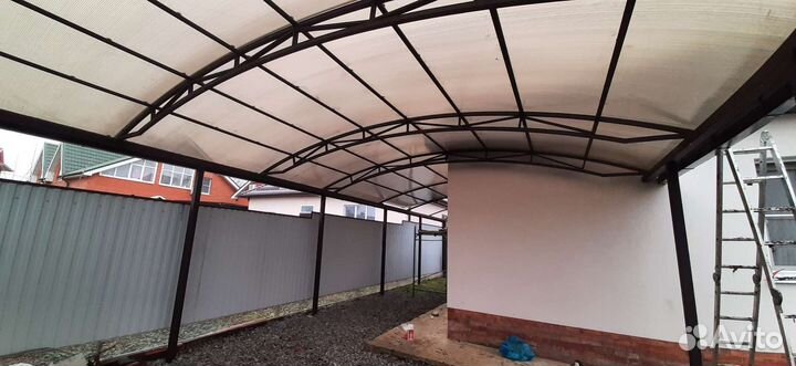 Бригада строителей