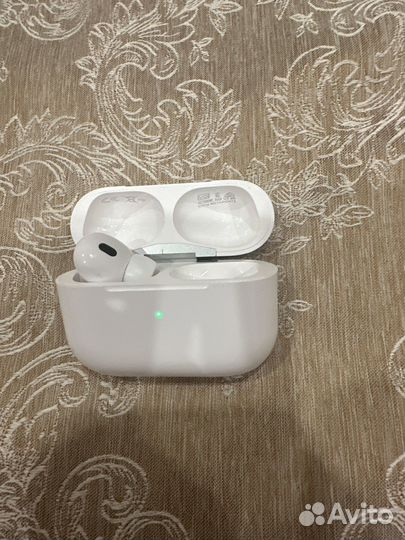 Оригинальные airpods pro 2 (кейс + левый наушник