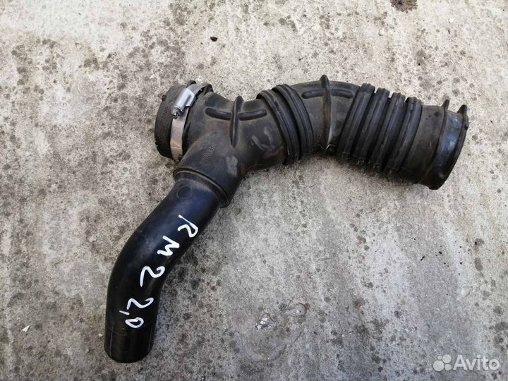 Патрубок Воздушный Рено Меган 2 1.6 2.0