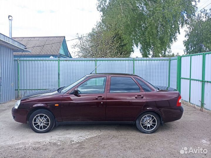 LADA Priora 1.6 МТ, 2011, 130 000 км