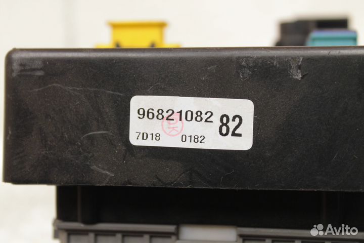 Блок предохранителей салонный Chevrolet Captiva C1