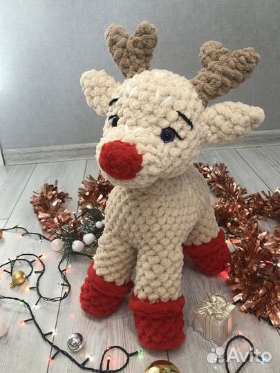 Новогодний олень