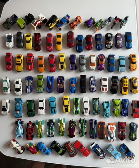 Hot wheels машинки