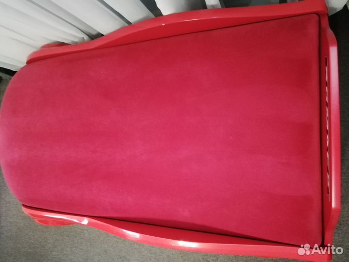 Детская кровать машина