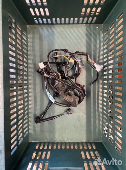 Проводка двери правая передняя Паджеро 4