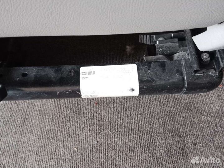 Передние сидения от volkswagen transporter t5