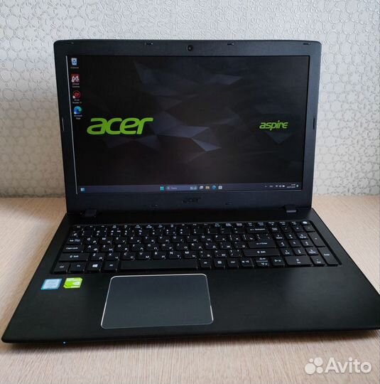 Ноутбук Acer aspire E5-575G /940MX/i3-6006U/8GB