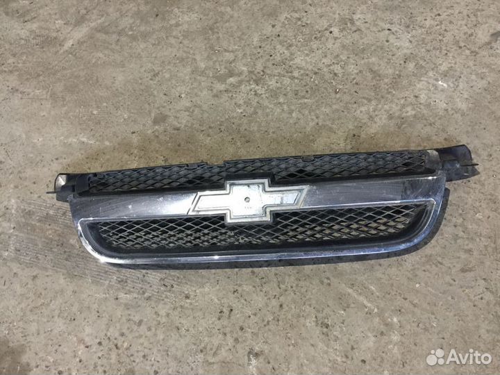 Решетка радиатора Chevrolet Aveo T250 2005-2011