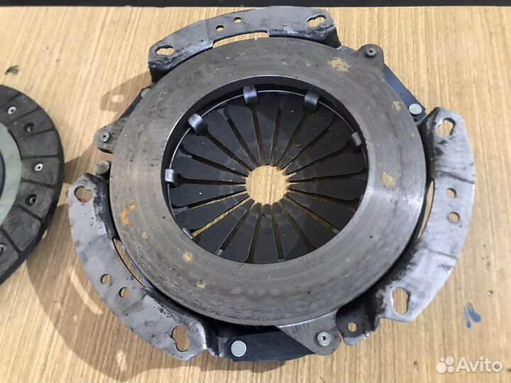 Корзина и диск сцепления Рено Меган 1999-2003