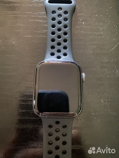 Apple watch nike+ series 4 44mm