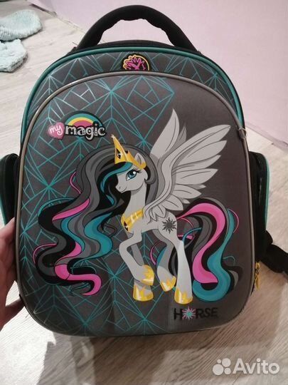 Школьный рюкзак