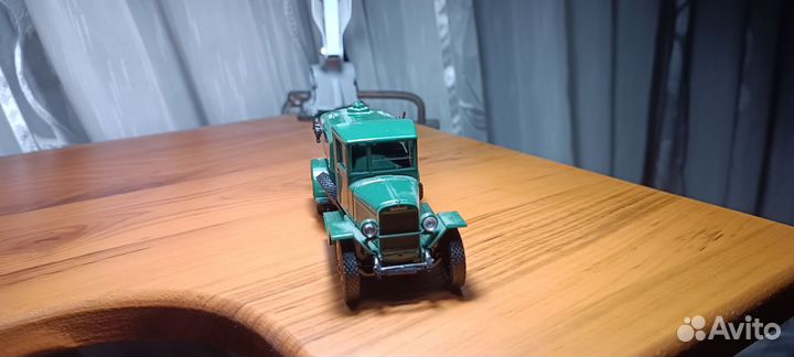 Коллекционная машинка