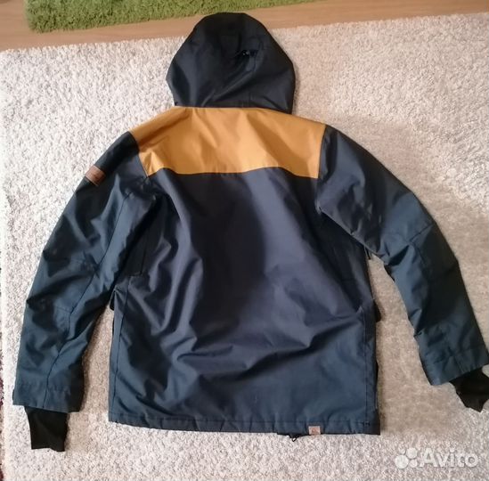 Сноубордическая куртка Quicksilver