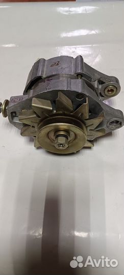 Продаю генератор ваз 2105, 2107 карбюратор