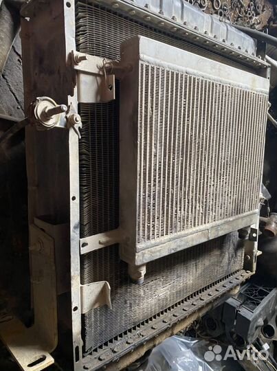 Радиатор охлаждения для автогрейдера дз-98