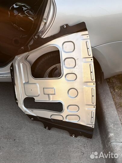 Пыльник двигателя LADA Vesta Ng