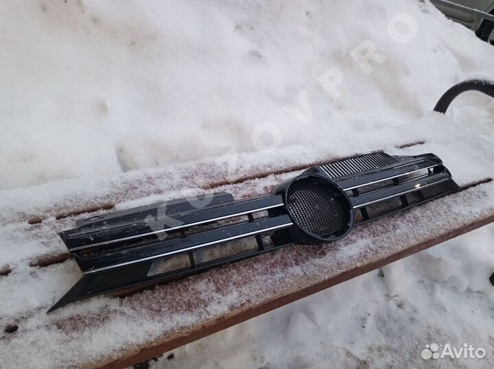 Решетка радиатора Volkswagen Golf 6