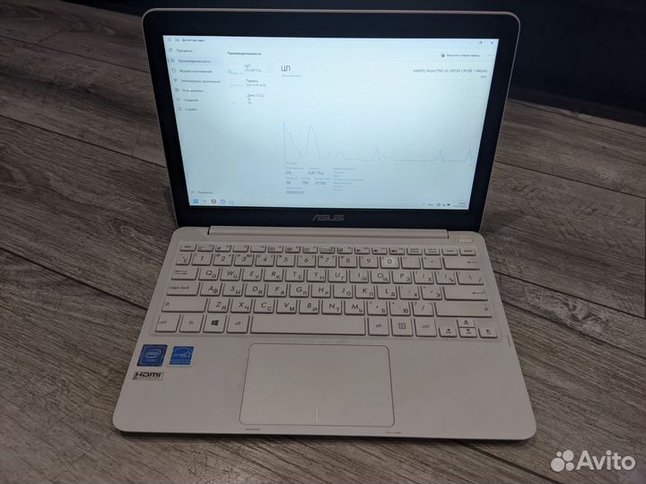 Нетбук asus Е200Н