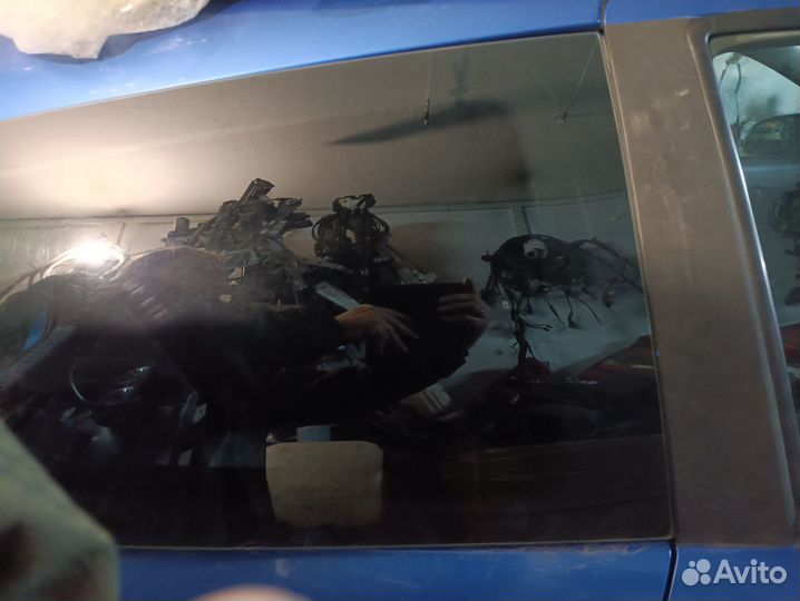 Форточка кузова правая Chevrolet Aveo Т255