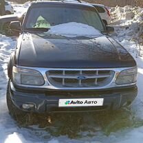 Ford Explorer 4.0 AT, 1996, 250 000 км, с пробегом, цена 235 000 руб.