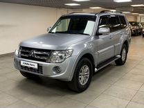 Mitsubishi Pajero 3.0 AT, 2012, 180 000 км, с пробегом, цена 2 119 000 руб.