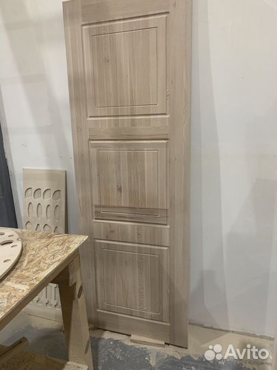 Двери межкомнатные деревянные новые