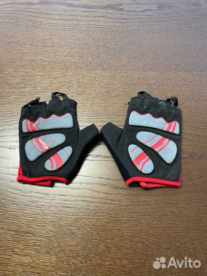 Велосипедные перчатки