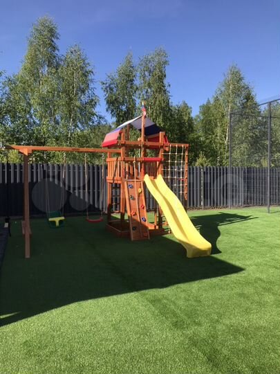 Дом 137 м² на участке 8 сот.