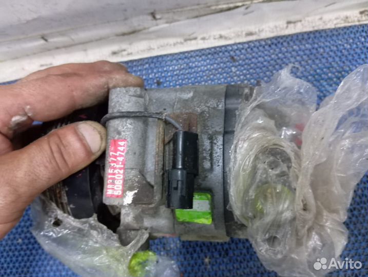 Компрессор кондиционера Митсубиси Паджеро ио