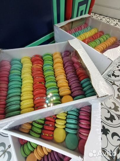 Французские макаруни макаронс упаковка 1,7кг 60шт