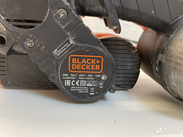 Ленточная шлифовальная машинка Black+Decker KA 88