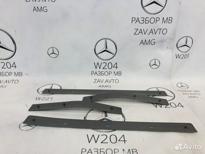 Декоративная накладка на порог Mercedes W212