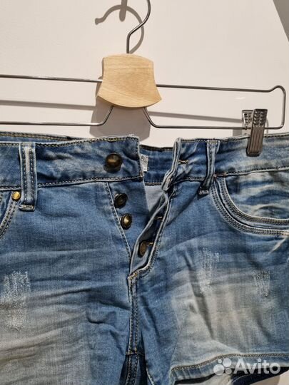 Женские джинсовые шорты