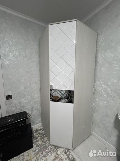 Новый шкаф угловой 810*810 мм