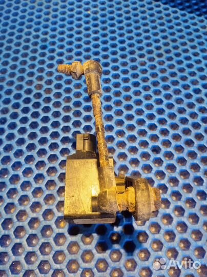 Датчик положения кузова Cadillac SRX