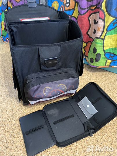 Школьный рюкзак