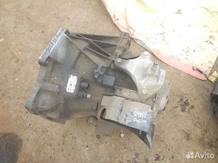 МКПП (механическая коробка переключения передач) F