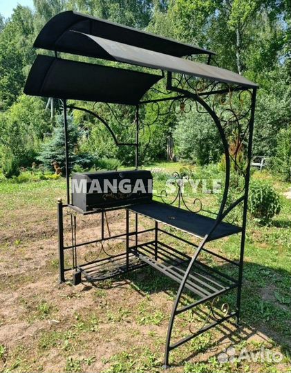 Мангал с крышей