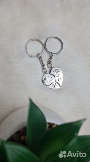 Браслеты, брелоки, подвески, обложки