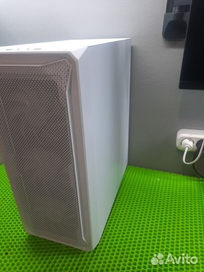 Корпус Powercase Mistral Z4 White