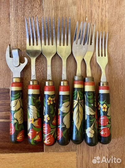 Набор столовой посуды Хохлома