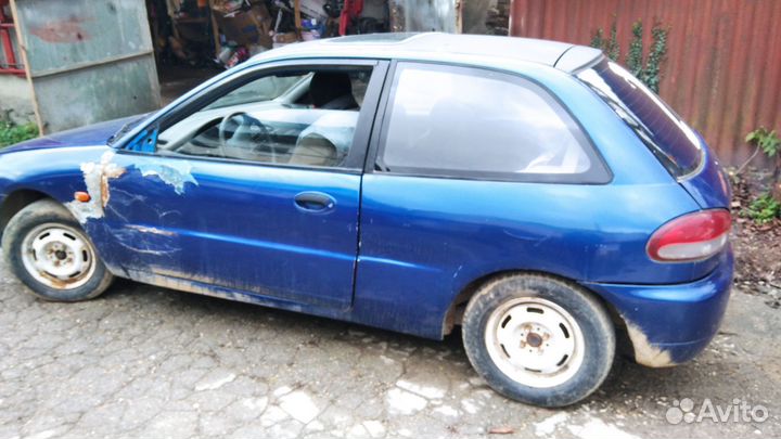 Разбор на запчасти Mitsubishi Colt 4 1994 CA1A