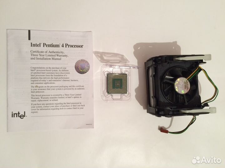 Процессор Intel Pentium 4 1.8GHz (с кулером)