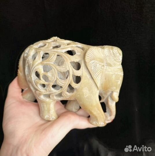 Статуетка беременная слониха из мрамора