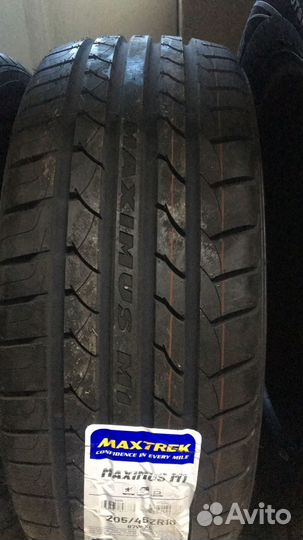 Maxtrek Maximus M1 205/45 R16 87W