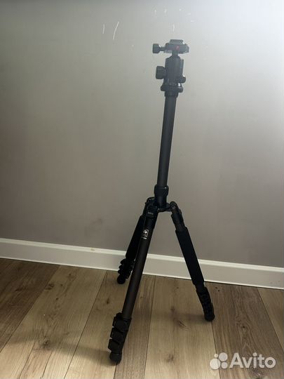 Штатив Sirui et-2204